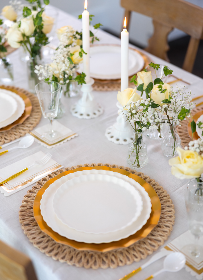 Eco White & Gold Table Setting