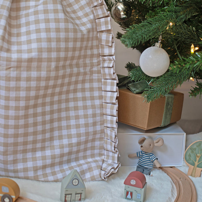Mabel & Fox - Beige Gingham Ruffle Gift Sack