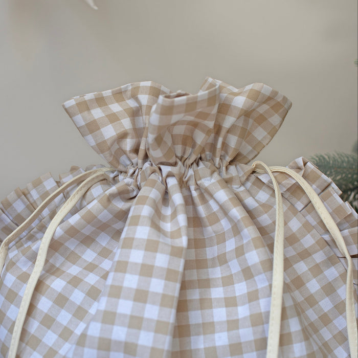 Mabel & Fox - Beige Gingham Ruffle Gift Sack